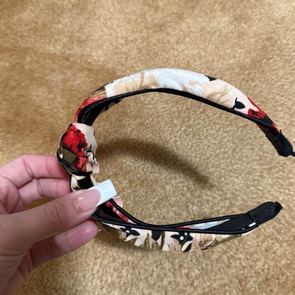 Floral Monogram Knot Headband - Picture 10 of 11